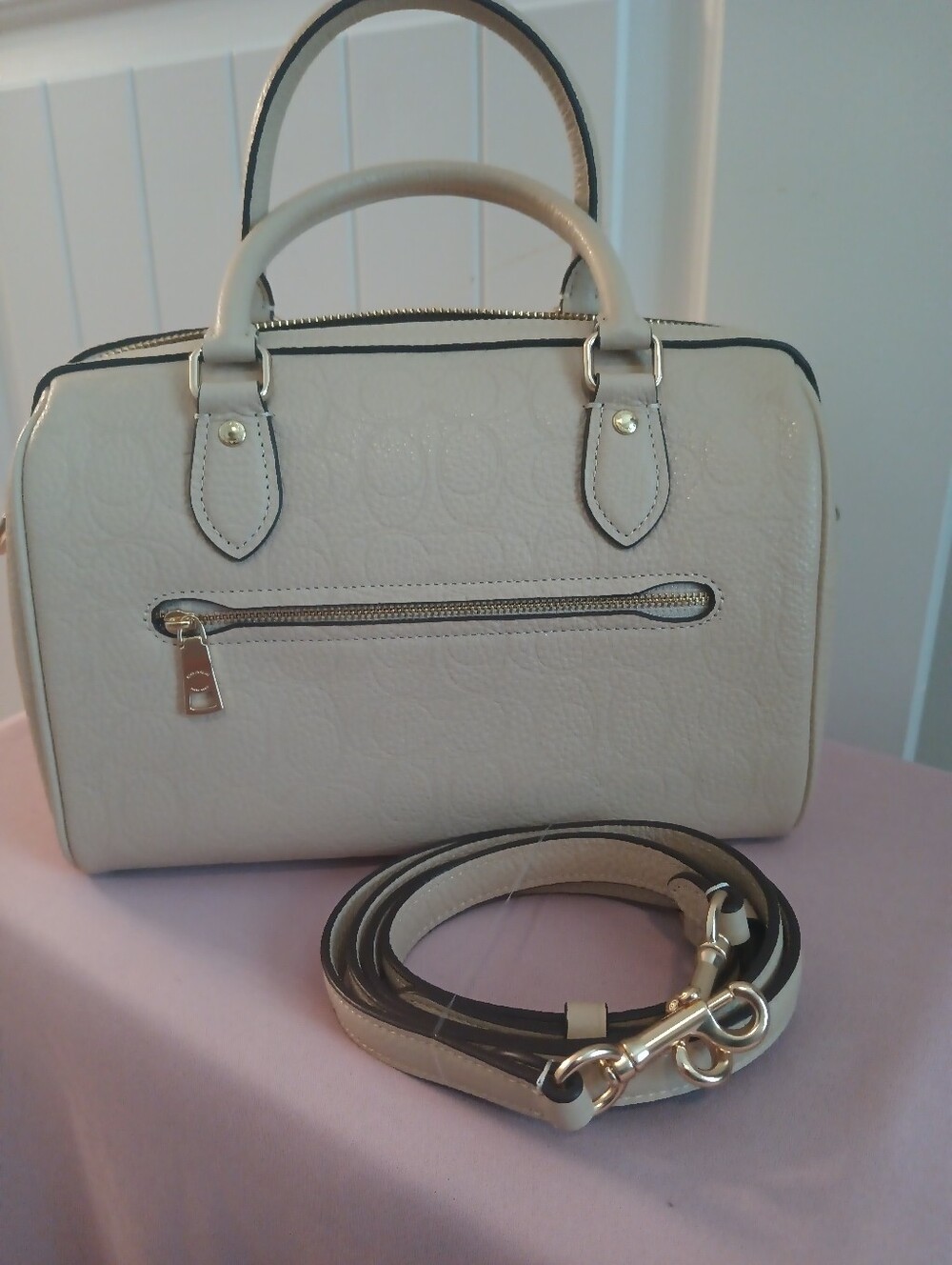 Purse - Picture 4 of 4